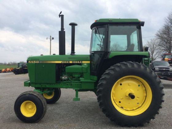1987 John Deere 4450 in