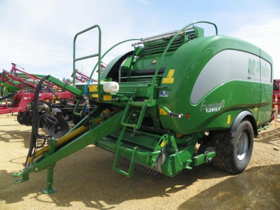 2014 MCHALE FUSION 3 PLUS