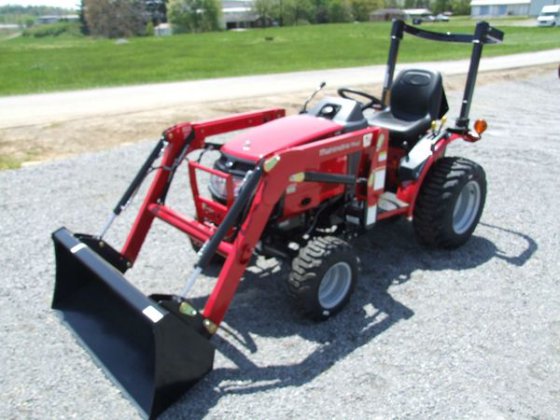 2016 Mahindra MAX 24 in