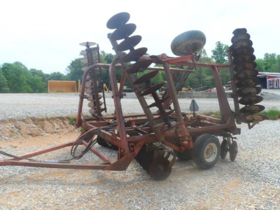 1985 Allis-Chalmers 2500 in Magnolia,
