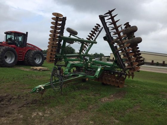 John Deere 637 in Bunkie,
