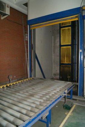 ESPAÑOL パレット輸送ライン