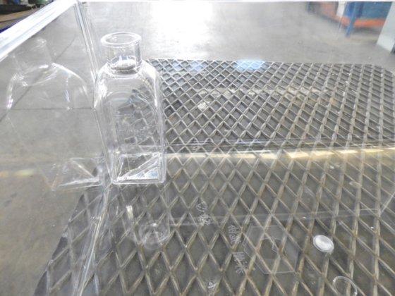 透明笼子，带不锈钢网格盖