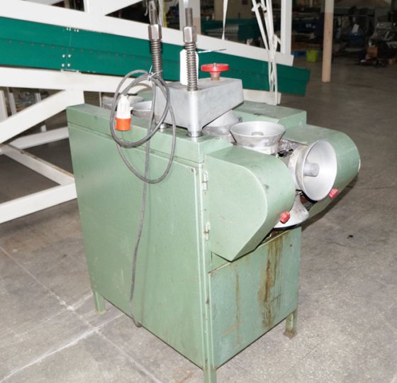 フィテ ラウンドアウトコーンマシン