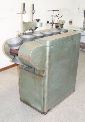 フィテ ラウンドアウトコーンマシン