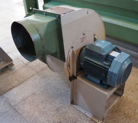 2001年 SAMIT 电动织物刷毛抽屉，带2个刷子