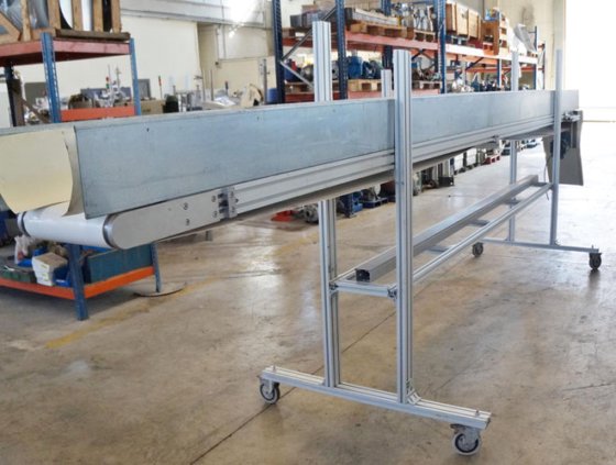 SINERGES 塑料带输送机