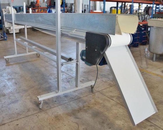 SINERGES 塑料带输送机