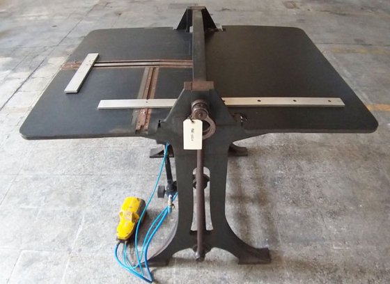 OMAV 手动断头台