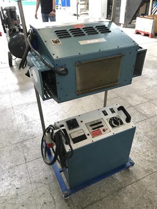 セリランプハロゲンライト