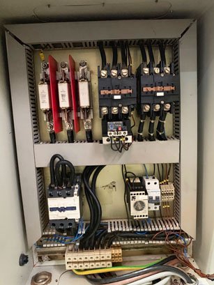 プラスチックおよび材料用リッピングミル