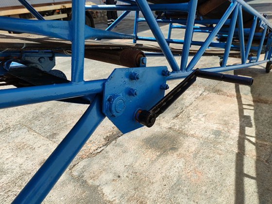 移動式コンベアベルト