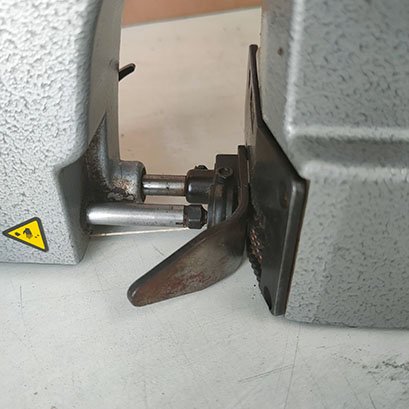 AA6便携式包袋缝纫机