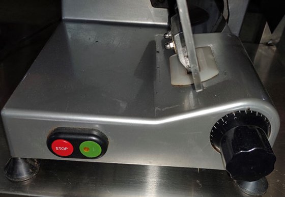 ES220 DOM 香肠切片机