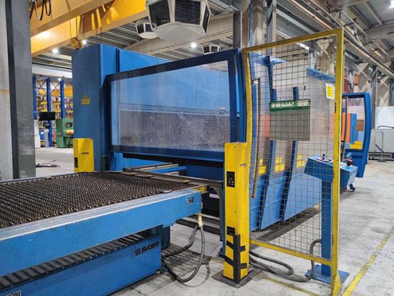 2000 PRIMA POWER PLATINUM