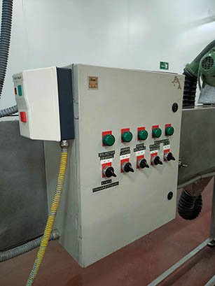 洗濯・乾燥トンネル