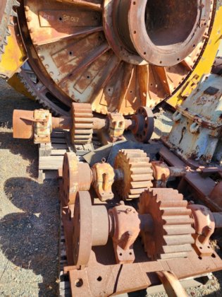 球磨机 8′ x 7′