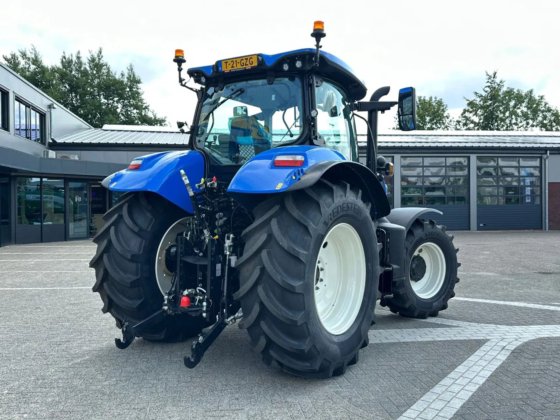 2025 New Holland T7.210 Range