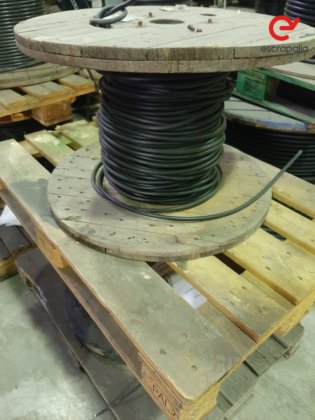 7号拍品 电缆卷筒