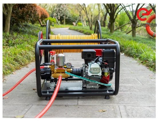 ガソリン式噴霧器（150mホース付き）（新製品）