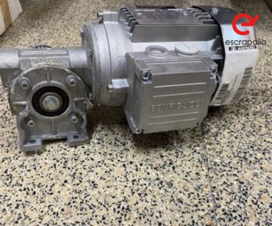 电机减速机。三相