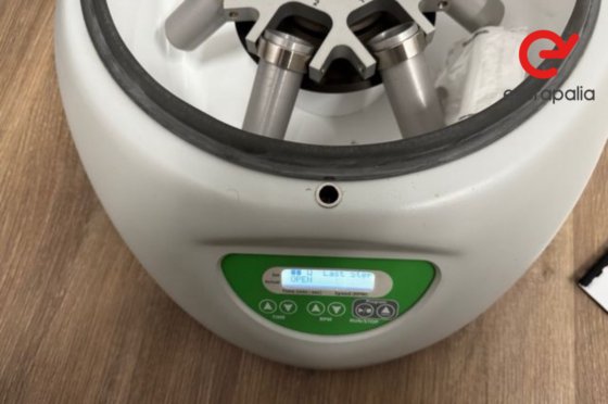 実験室用遠心分離機 - 中古