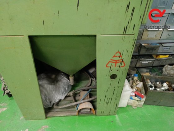 AYM 喷砂机型号 MEGA (118)