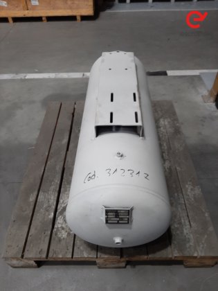 スチールタンク 横型 135リットルメーカー証明書