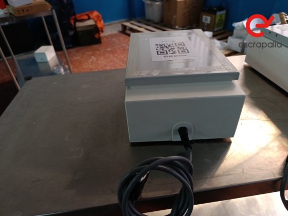 HAEMONETICSのラボ機器/電源付き医療機器