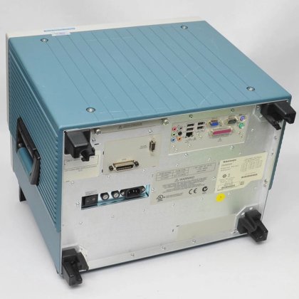 Tektronix DSA8200