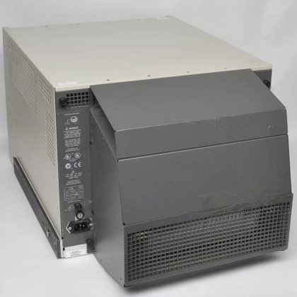 Tektronix TLA7016 6-Slot Benchtop Logic