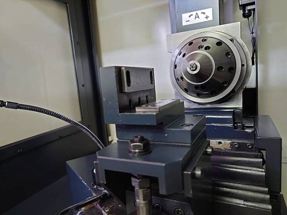 2005 牧野フライス製作所 CNS3