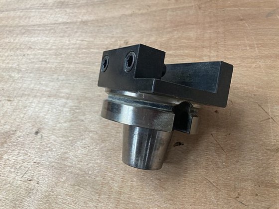 G004911 ホルダー大量入荷 日立精機