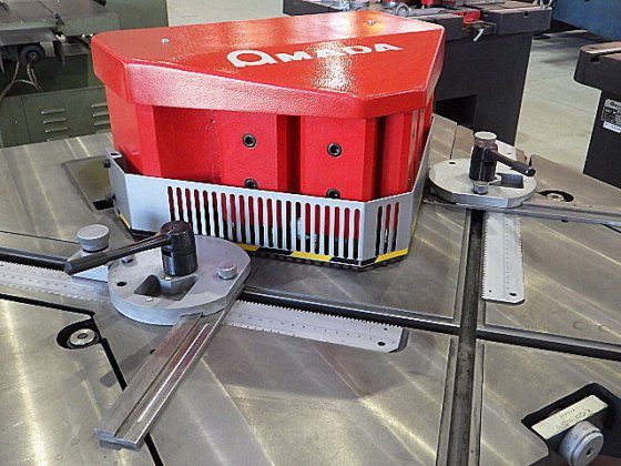 2015 アマダ CSHW-220