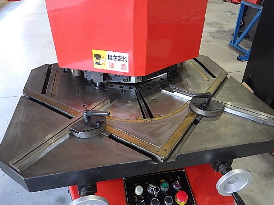 1989 アマダ VERSA-206