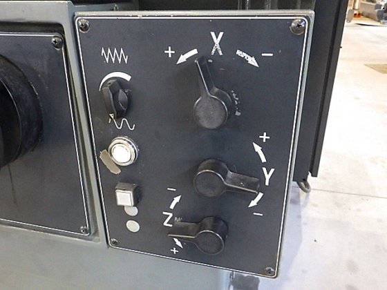 1994 牧野フライス製作所 AEV5-85