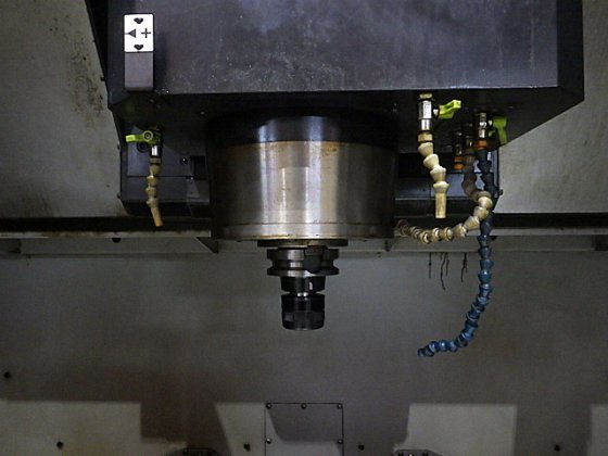 2005 牧野フライス製作所 V77L