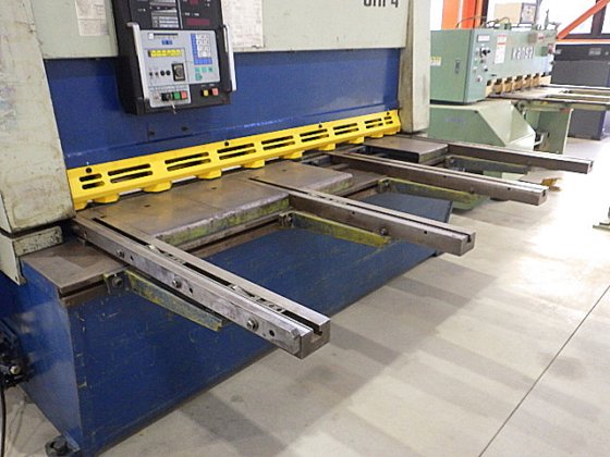 1988 コマツ SHF4×205