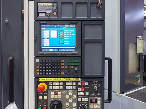 2004 森精機 NV4000