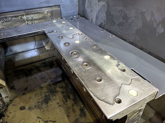 2010 三菱電機 BA8