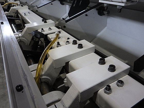 2013 ツガミ B0385L