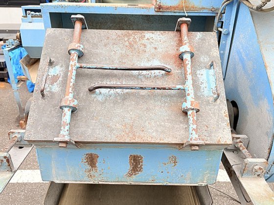 C171612 回転バレル研磨機