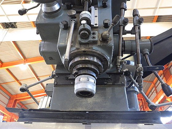 1998 牧野フライス製作所 AEV4A-85