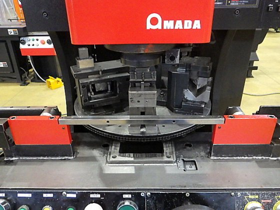 1990 アマダ IW-45Ⅱ