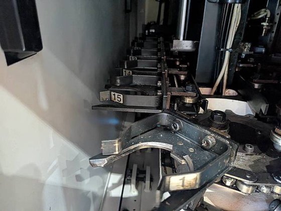 2000 牧野フライス製作所 V33