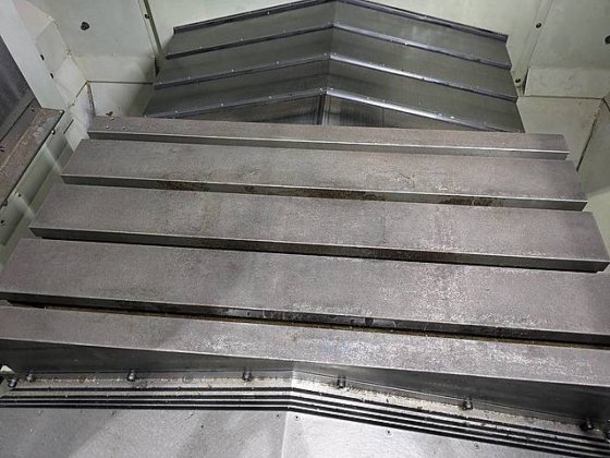 2000 牧野フライス製作所 V33