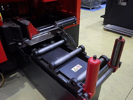 2013 アマダ PCSAW-330