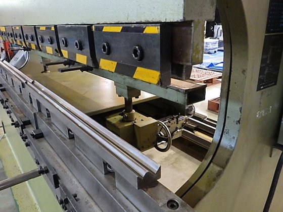 1988 コマツ PHS110×310