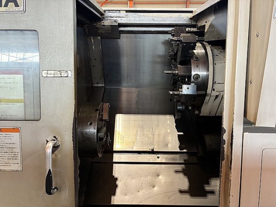 2004 オークマ LB300-M