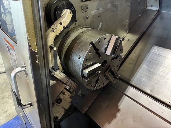 2004 オークマ LB300-M